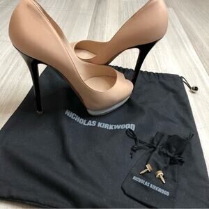 Nicholas Kirkwood Bi Color Pump Two Tone Platform Peach Black Pearl 38 EU 7.5 US